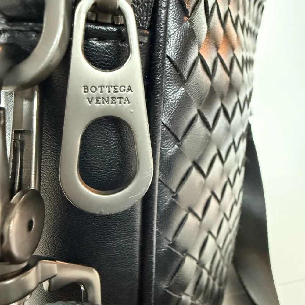 Bottega Veneta Black Leather Men's Bag